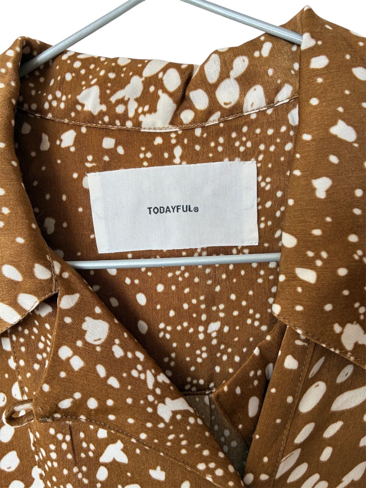 美品】TODAYFUL トゥデイフル シャツ 長袖 ブラウン レディース 総柄 F