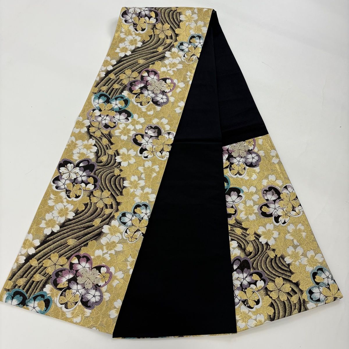 バイセル 着物 名品 襦袢 赤 道長取り 草花 梅 絞り 正絹 身丈127cm 裄丈62cm☆☆☆☆ 振袖 身丈159cm 裄丈68cm L 袷 草花 桜 箔 金銀彩 緑 正絹 名品 中古