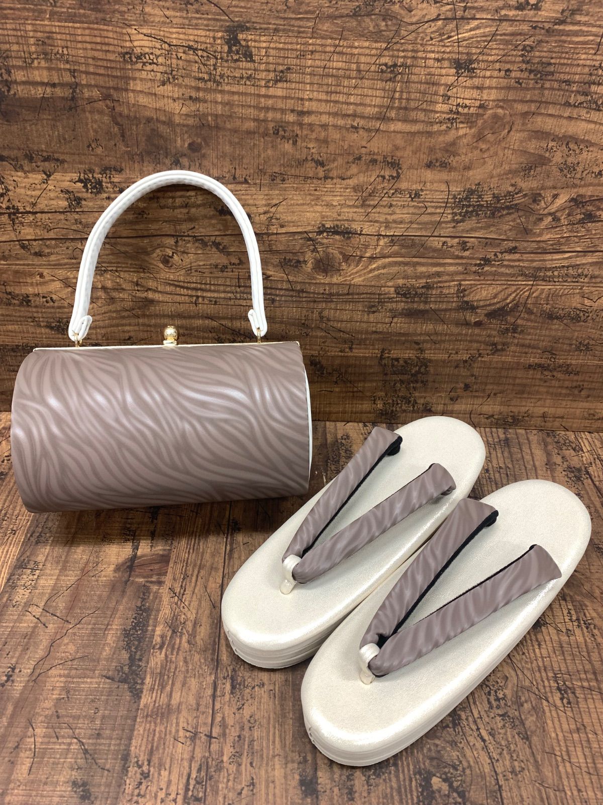 ♥品 スタイリッシュな草履バッグセット 振袖 成人式 前撮り 卒業式 入学式 モカブラウン