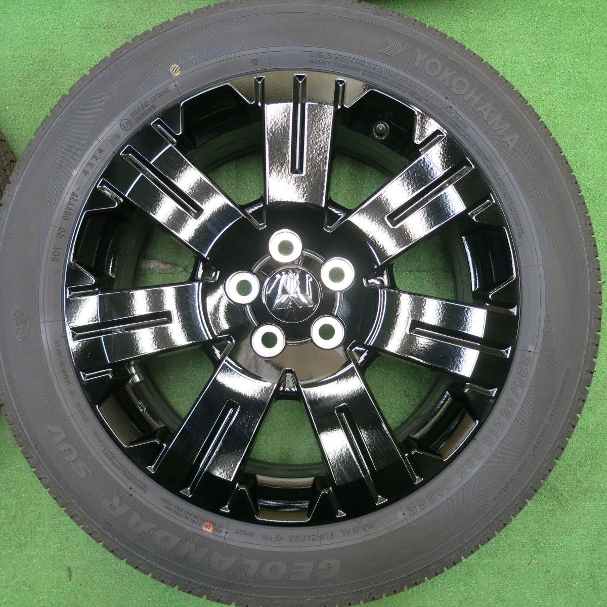 GEOLANDAR SUV 225/55R18 98H 新車外し デリカ GEOLANDAR SUV 225/55R18 98H 新車外し デリカ