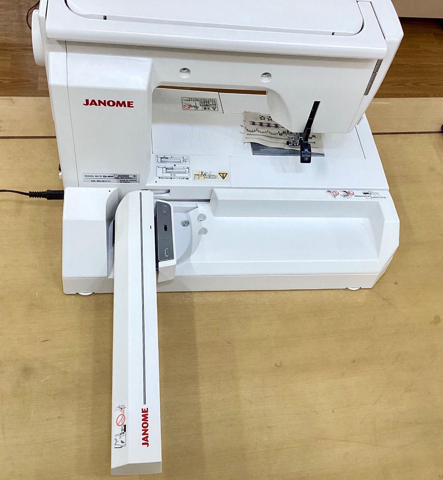 ジャノメ ハイパークラフト900 刺しゅう機付きミシン 展示品 Hyper 