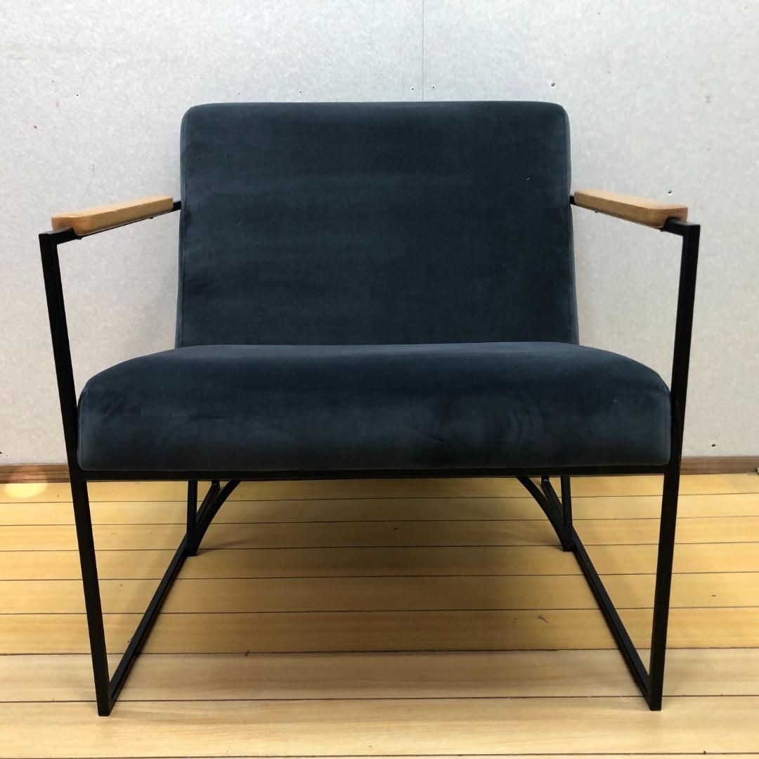 木肘チェア 1人掛け ソファ 北欧風 インダストリアル モダン インテリア スチール脚 ベロア調 ブラック ナチュラル 肘付き パーソナルチェア カフェ風 88269-1-005