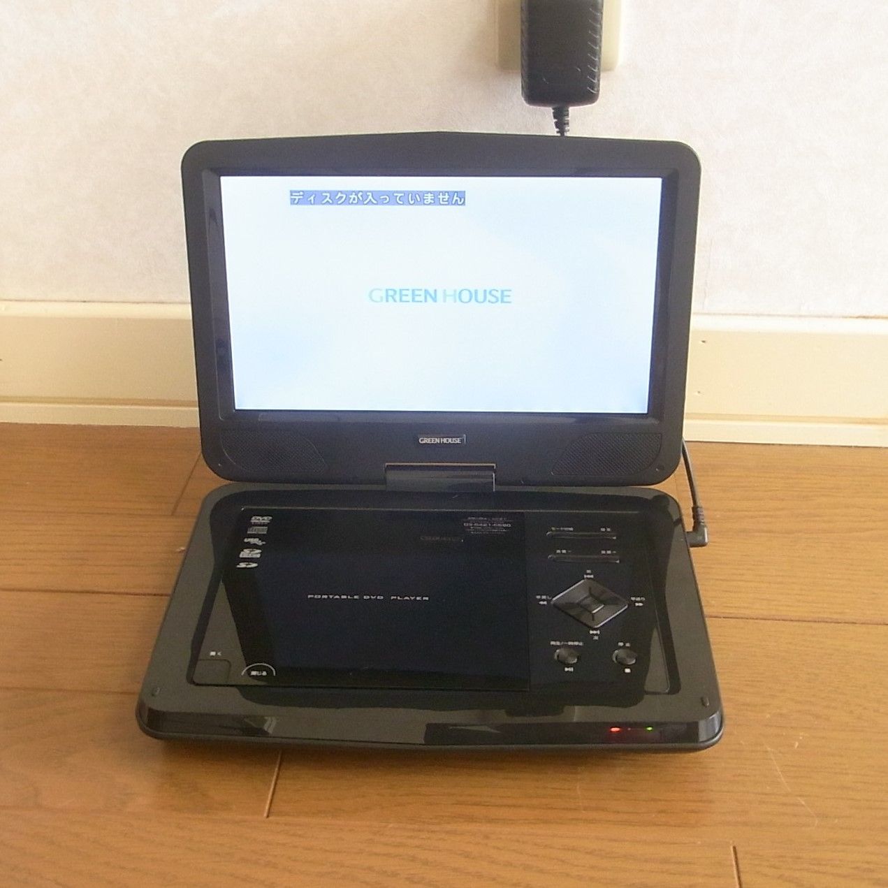 未使用 GREEN HOUSE 10.1 ポータブルDVD ＆ フルセグテレビ GREEN HOUSE（パソコン） ポータブルDVDプレーヤー テレビも