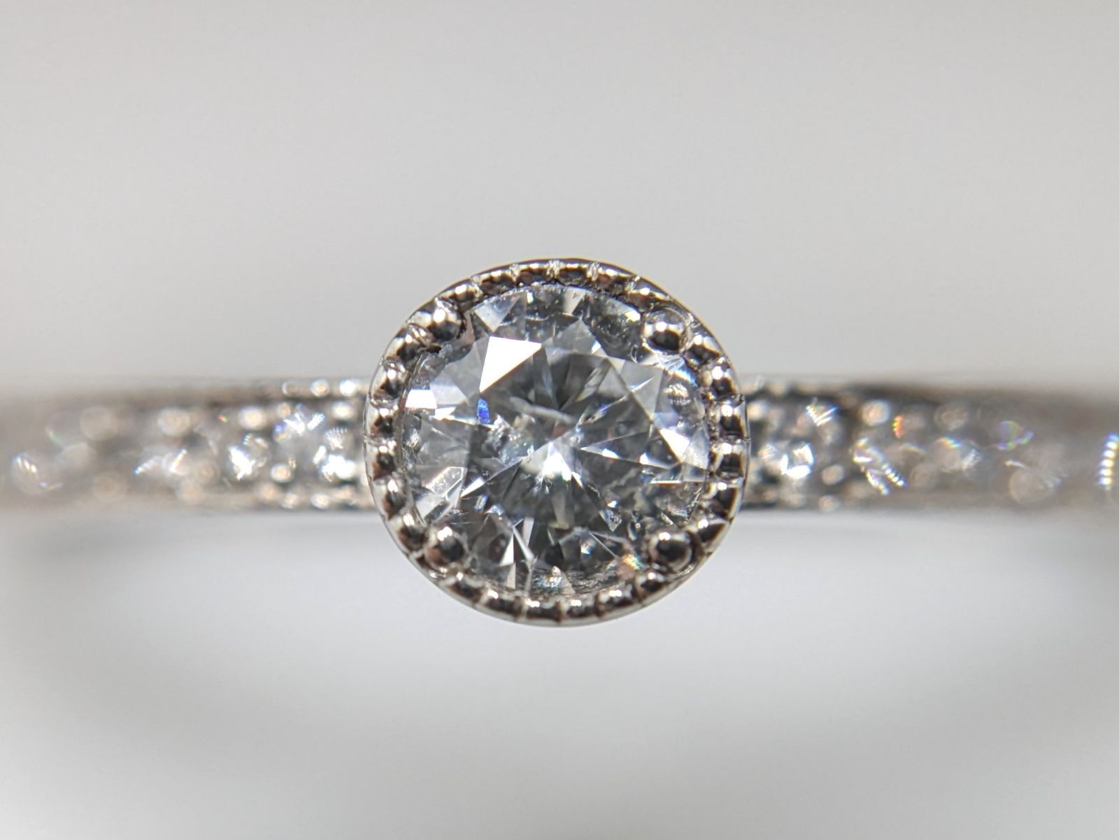 天然ダイヤモンドのリング【0.202ct】【0.08ct】【Pt950】 - メルカリ