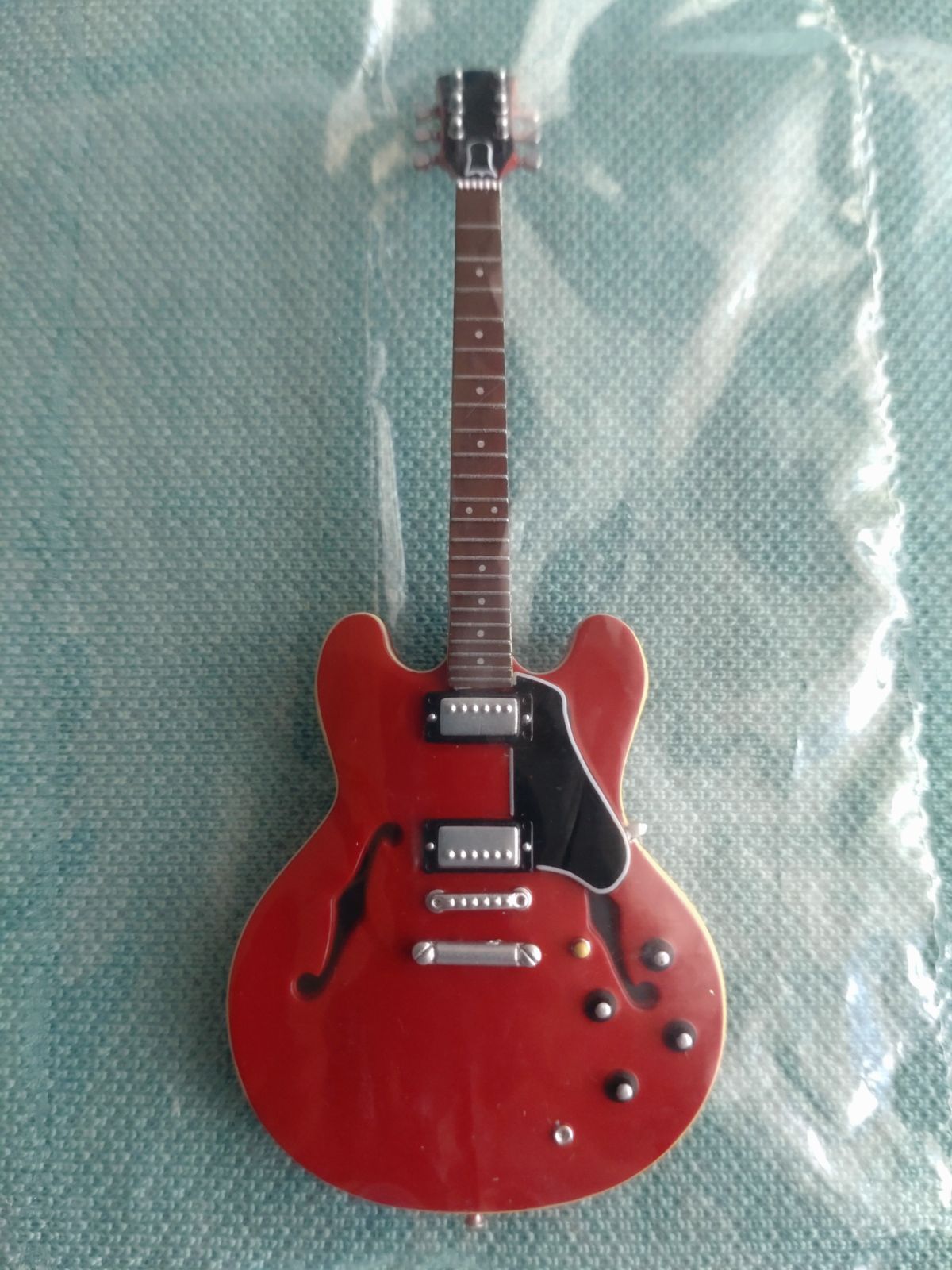 アニメ+ゲーム BECK Guitar collection Hyper Grade Moder 하비토모(hobbytomo.com)입니다. - 정품 피규어,스누피,짱구는