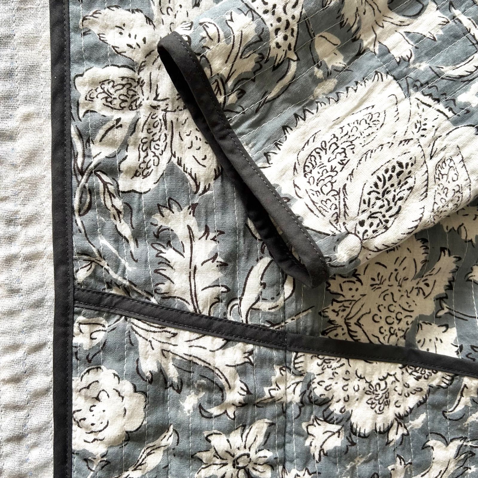 DHK166 森山英世 F4号 油彩画 「ポピー」 真作保証 額装 肉筆 静物画