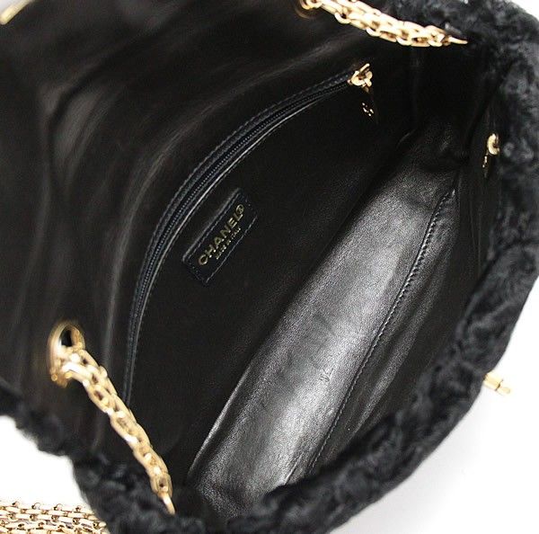 シャネル CHANEL ファー チェーンショルダーバッグ マトラッセ 黒 G金具 美品 シャネル CHANEL ファー チェーンショルダーバッグ