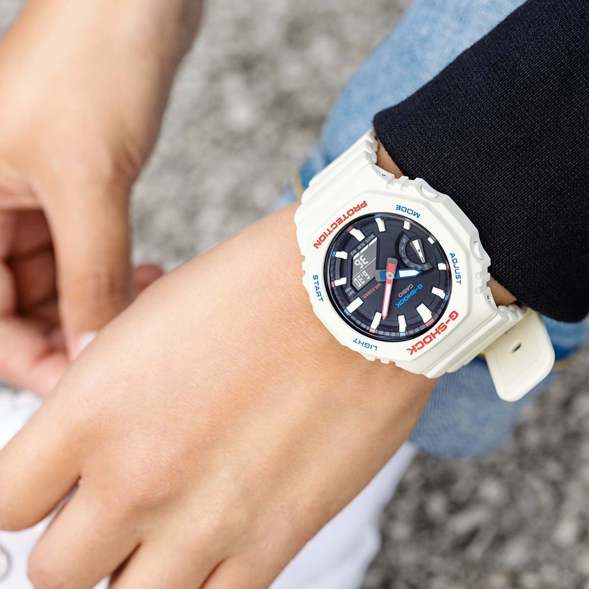 G-SHOCK トリコロール G-SHOCK 小さめ トリコロール GMA-S2100WT-7A1