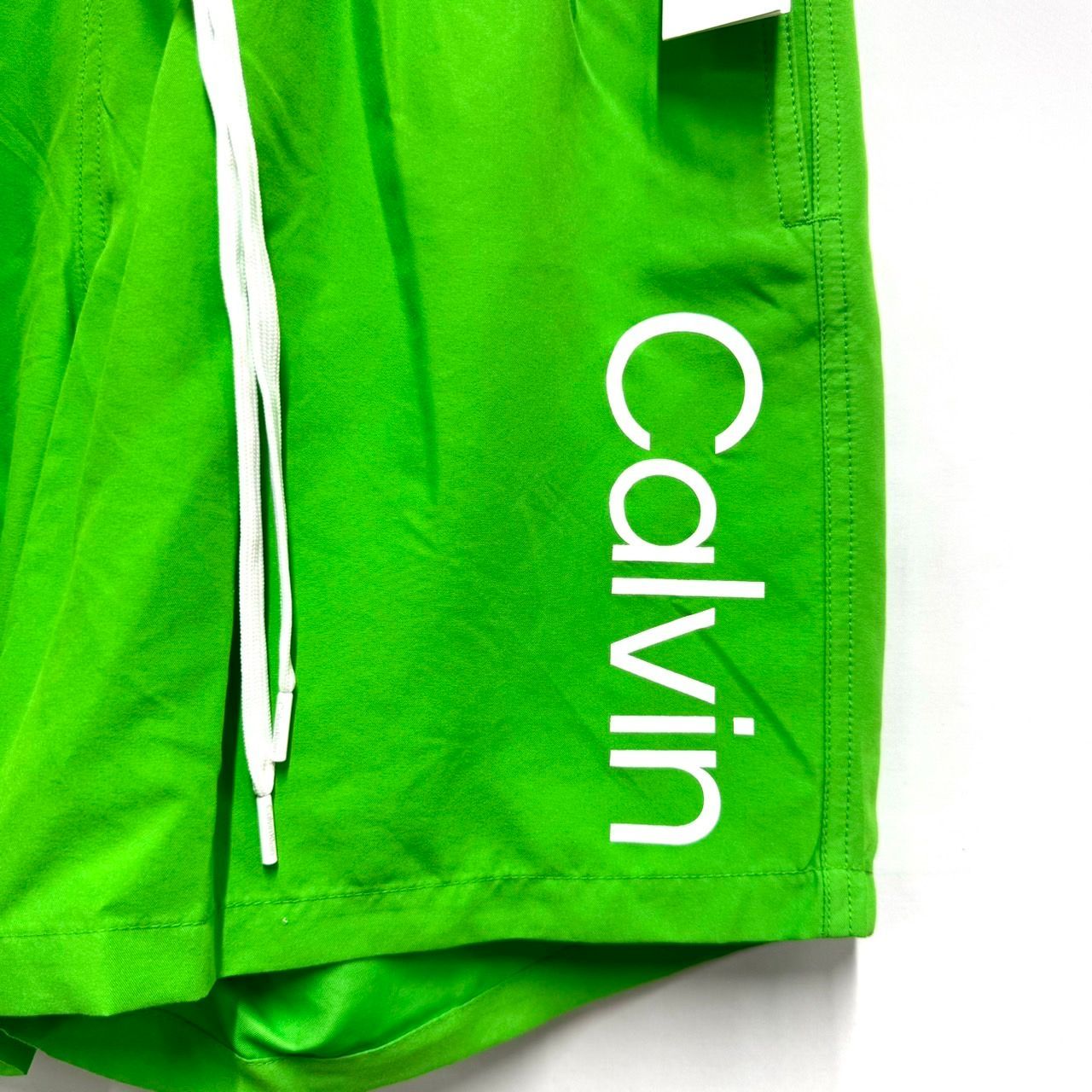 【日本未発売】Mサイズ　カルバンクライン　スイムウェア 新入荷!!【日本未発売】Calvin Klein カルバンクライン グリーン