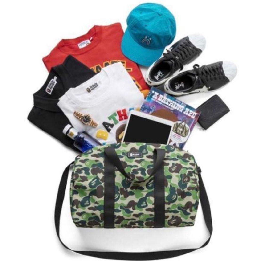 BAPE◆A BATHING APE／◆カモ迷彩ダッフルバッグ◆付録品ノベルティ BAPE◇A BATHING APE／◇カモ迷彩ダッフルバッグ◇付録品
