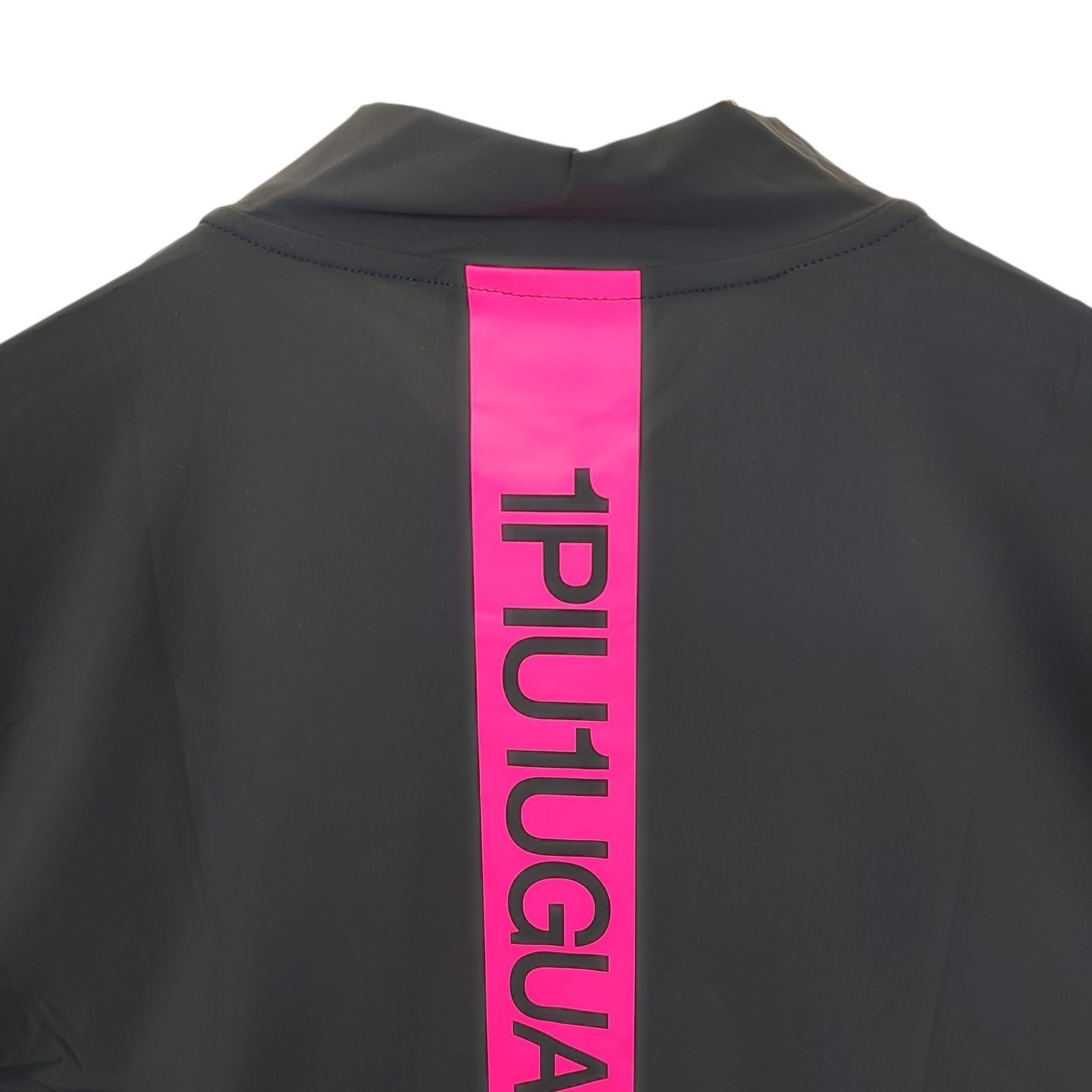 1PIU1UGUALE3 GOLF ウノピュウノ ゴルフ S/S MOCK NECK NEON BACK TAPE