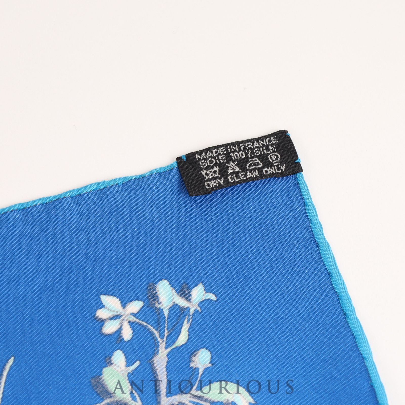  エルメス スカーフ カレ45 花と羽 SILK 100％ ハンカチ 小物