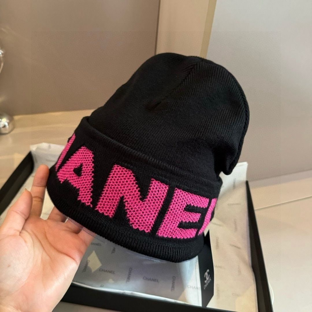 【パステルカラーが可愛い♡】CHANEL ニット帽 パステルカラーが可愛い♡】CHANEL ニット帽 帽子（レディース）