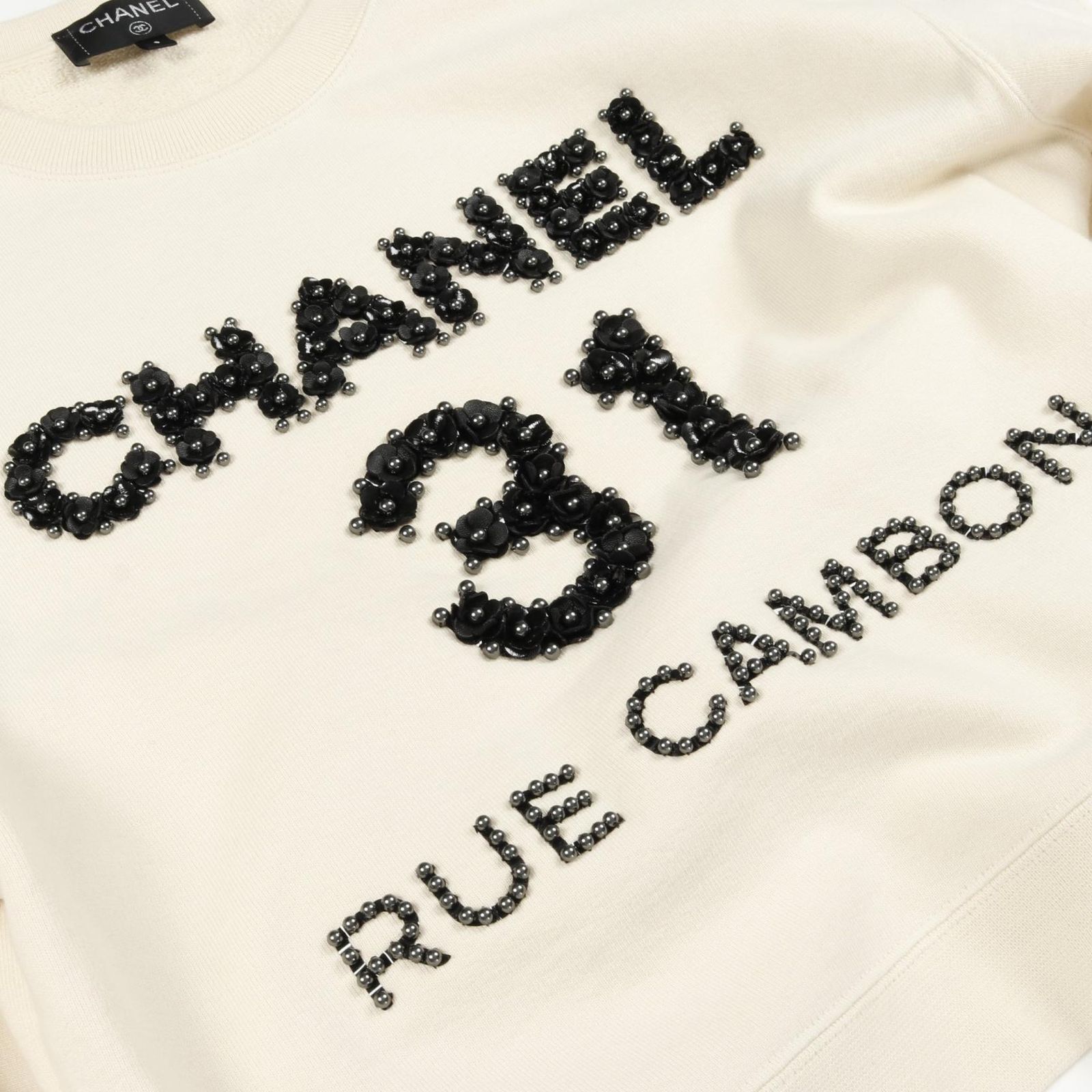 CHANEL 31 RUE CAMBON クロップドスウェット