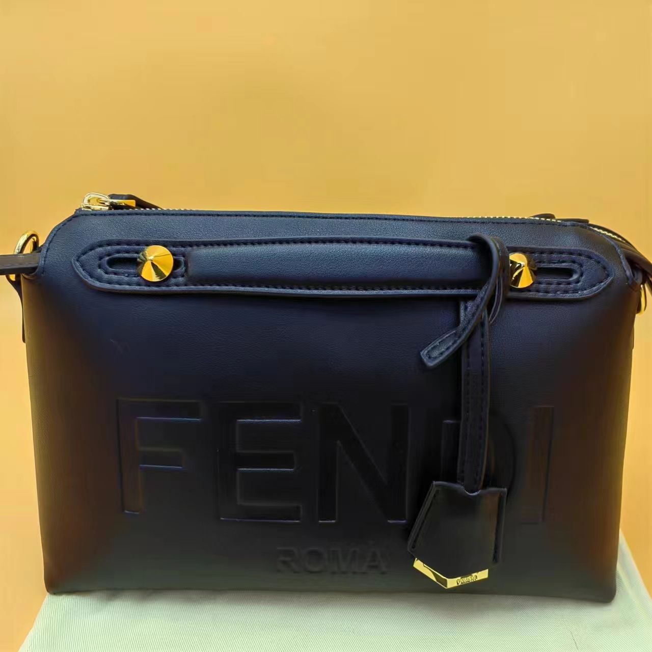 ❣️FENDI❣️ バイザウェイミディアム