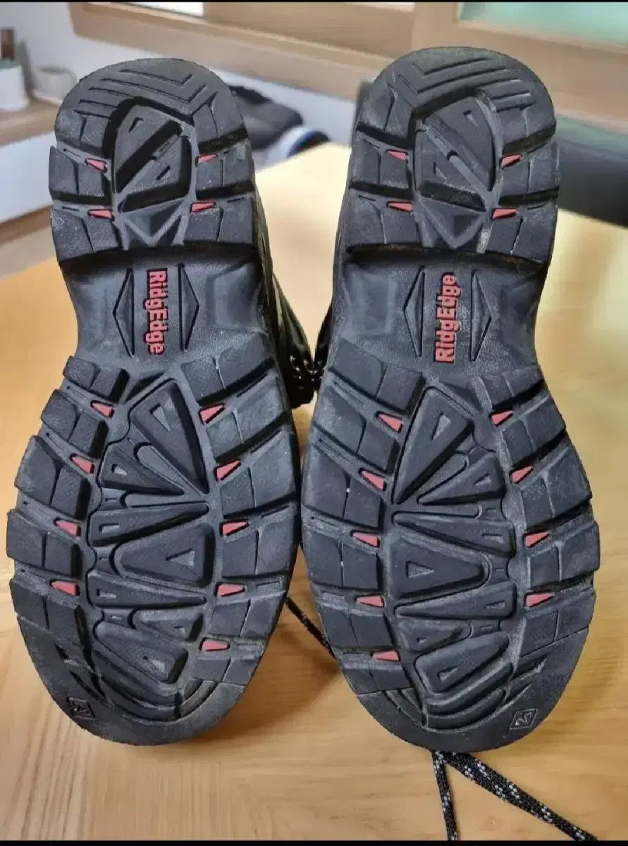 レディース登山靴