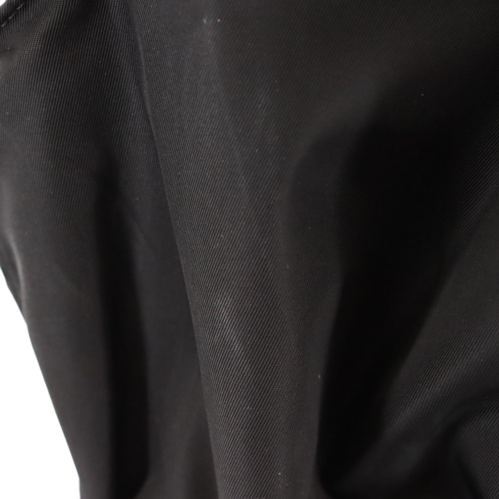 PRADA - PRADA プラダ 22SS Re-Nylon ギャバジン ノースリーブ クロップドトップ リナイロンノースリーブシャツ 240714-1WQ8 ブラック レディース PRADA (プラダ) 22SS Re-Nylon ギャバジン ノースリーブ