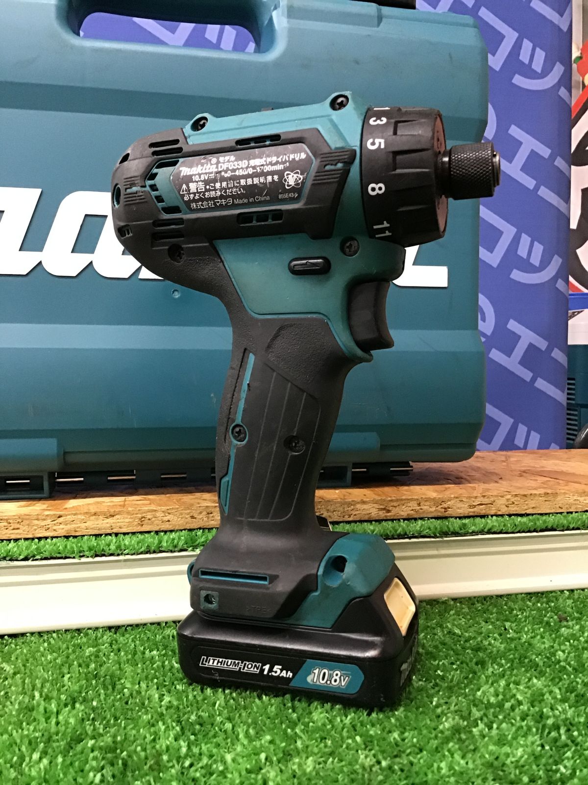 領収書発行可】☆Makita/マキタ 10.8V充電式ドライバドリル DF033DSHX