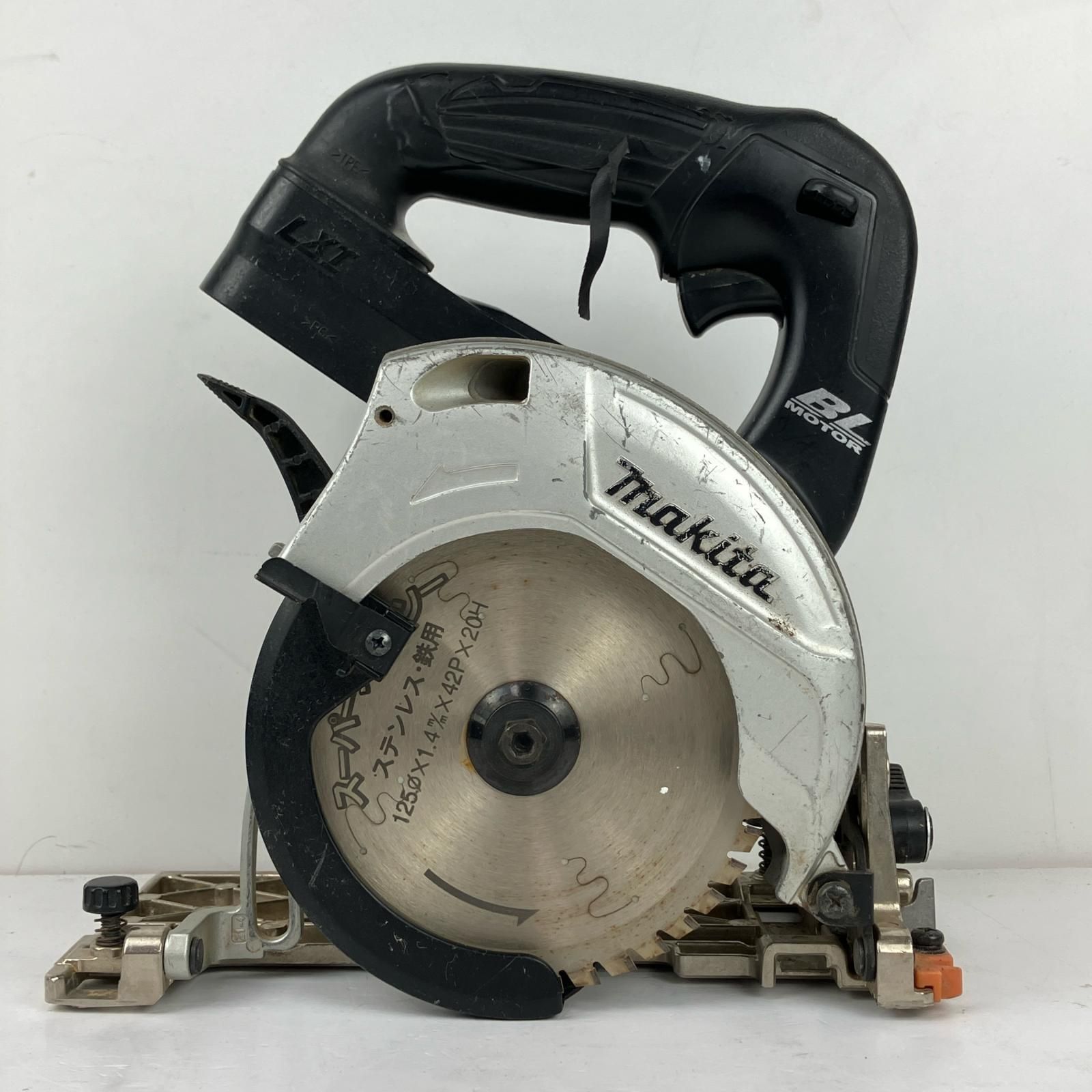 ЗЗMAKITA マキタ 18V 125mm 充電式丸のこ 本体のみ 充電器 バッテリーなし HS471D ブラック