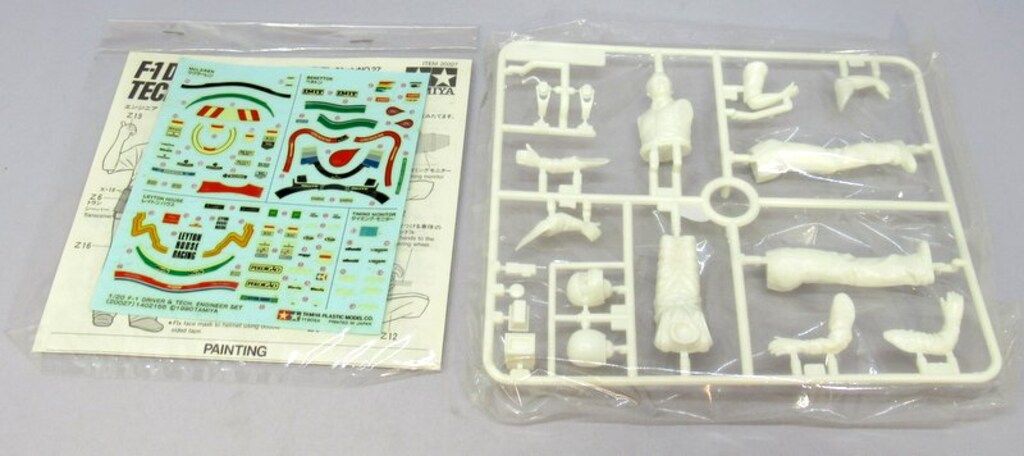 タミヤ 1/20 F-1ドライバー エンジニア (１／２０ グランプリコレクション:20027) 2mvetro タミヤ 1/20グランプリコレクション F-1ドライバーエンジニア