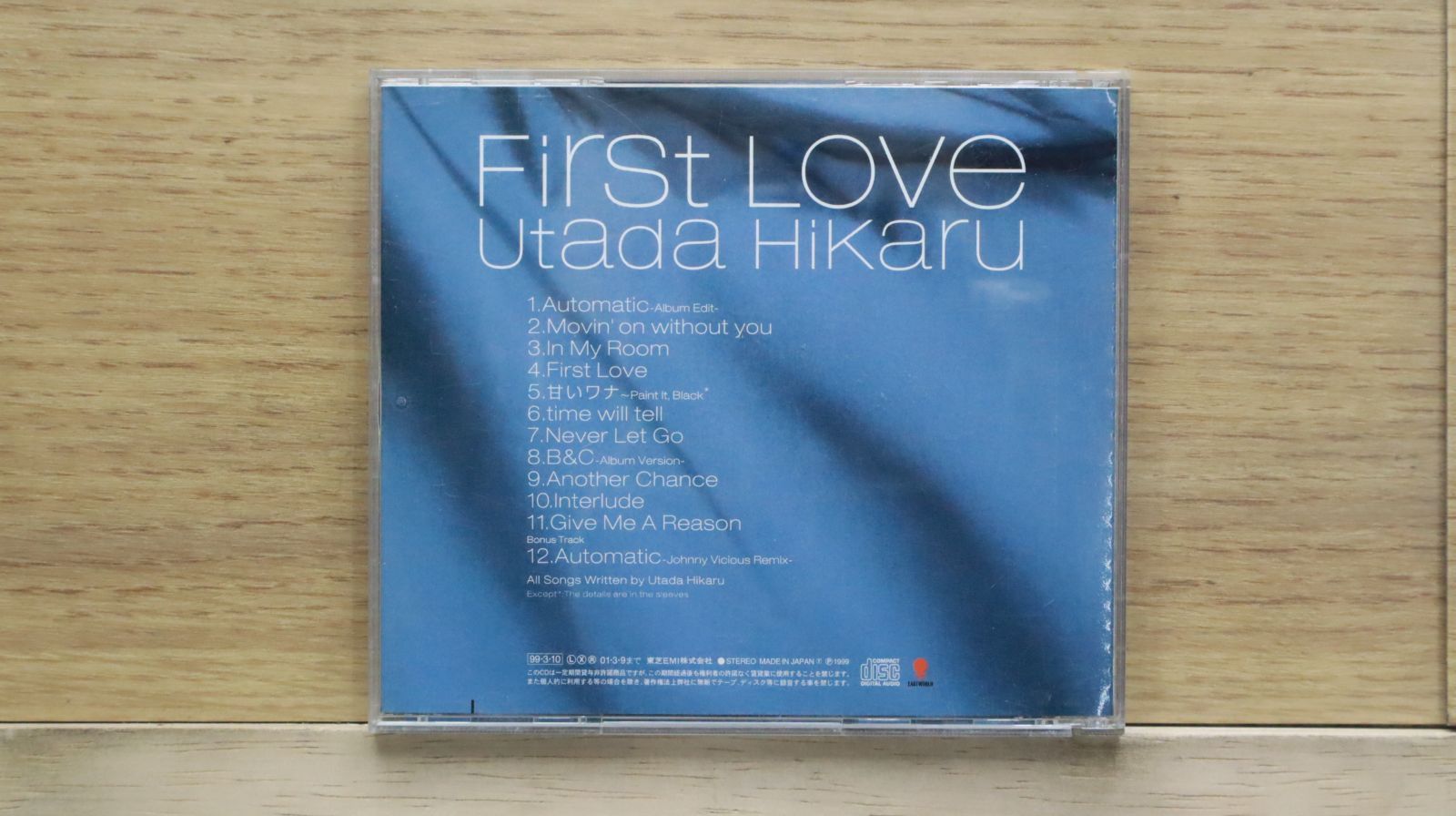 【新品・未開封】First Love(完全初回生産限定盤) [DVD] 81Iyq+NdQaL._UF350,350_QL50_.jpg