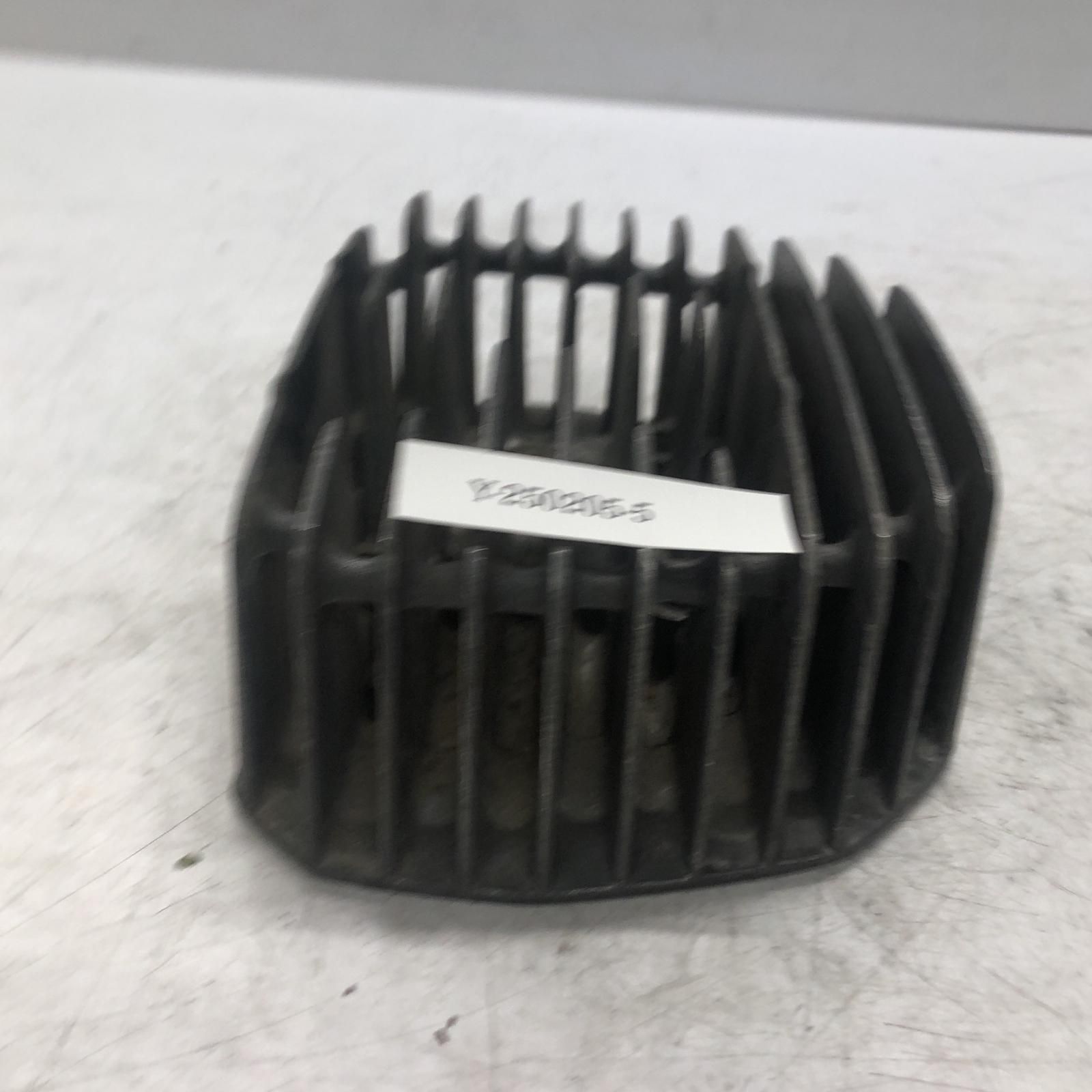 KAWASAKI 500SS シリンダーヘッド 3 カワサキ KAWASAKI 500SS KH500