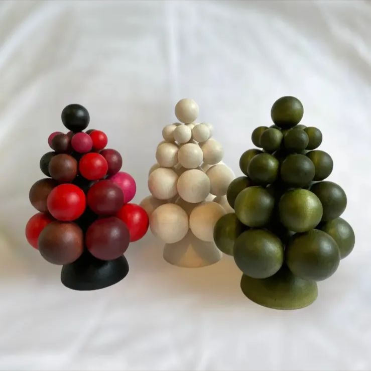 aarikka アーリッカ　クリスマスツリー　エクリュ　新品未使用 aarikka】日本未発売！アーリッカ 木製ツリー エクリュ - メルカリ