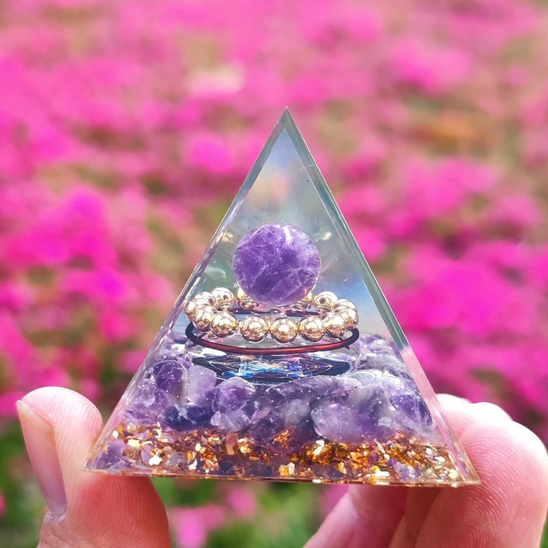 ✨ピラミッド水晶✨ Amazon.co.jp: HIGHAWKガラス水晶 ピラミッド 置物