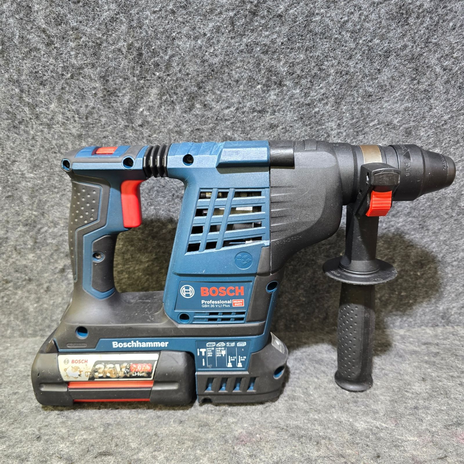 中古品※ケース・スケール無し、バッテリ1個※】ボッシュ(BOSCH 中古品※ケース・スケール無し、バッテリ1個※】ボッシュ(BOSCH