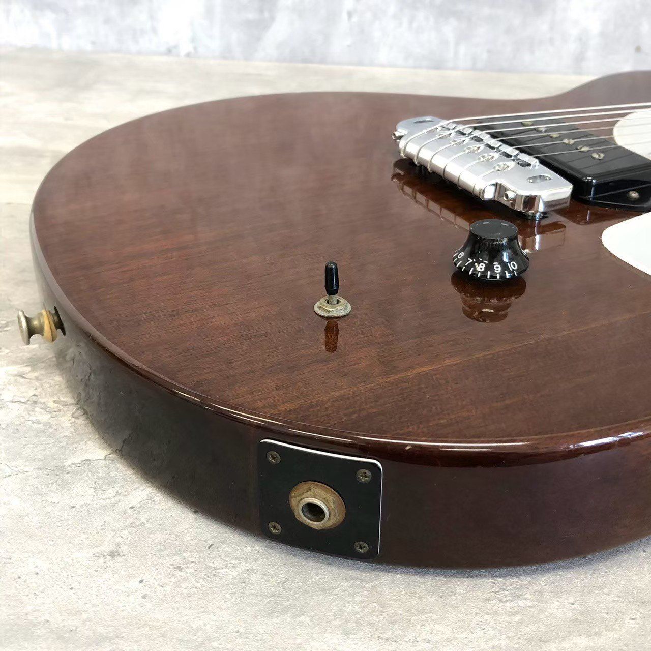 FERNANDES◇FTV-70 mod/1970年代/エレキギター/レスポールタイプ/茶系