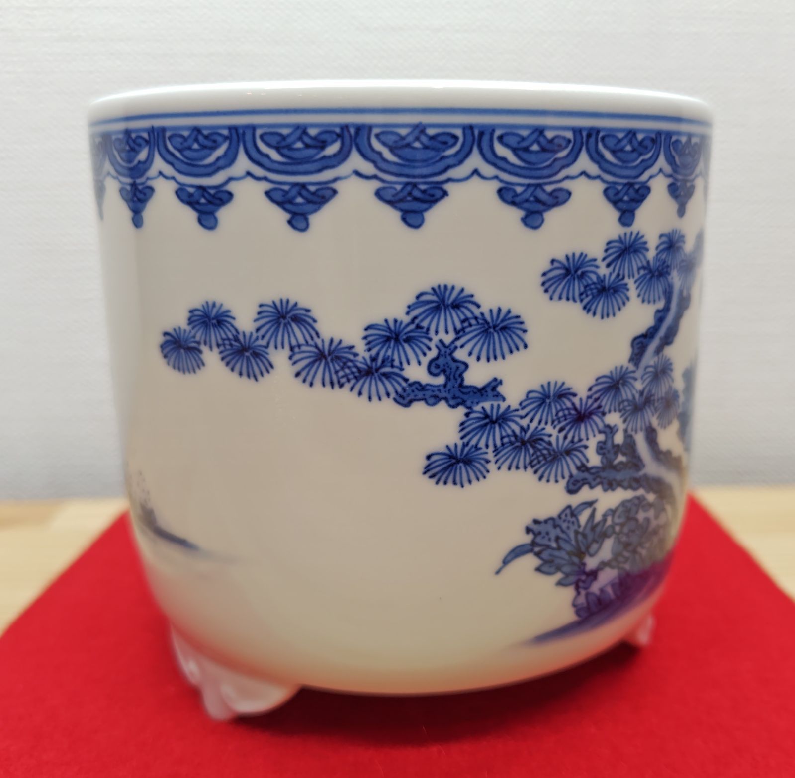 送料込【逢絢亭】茶道具 香合 平戸焼 くずやの形 中里茂右衛門 共箱入り 送料込【逢絢亭】茶道具 香合 平戸焼 くずやの形 中里茂右衛門