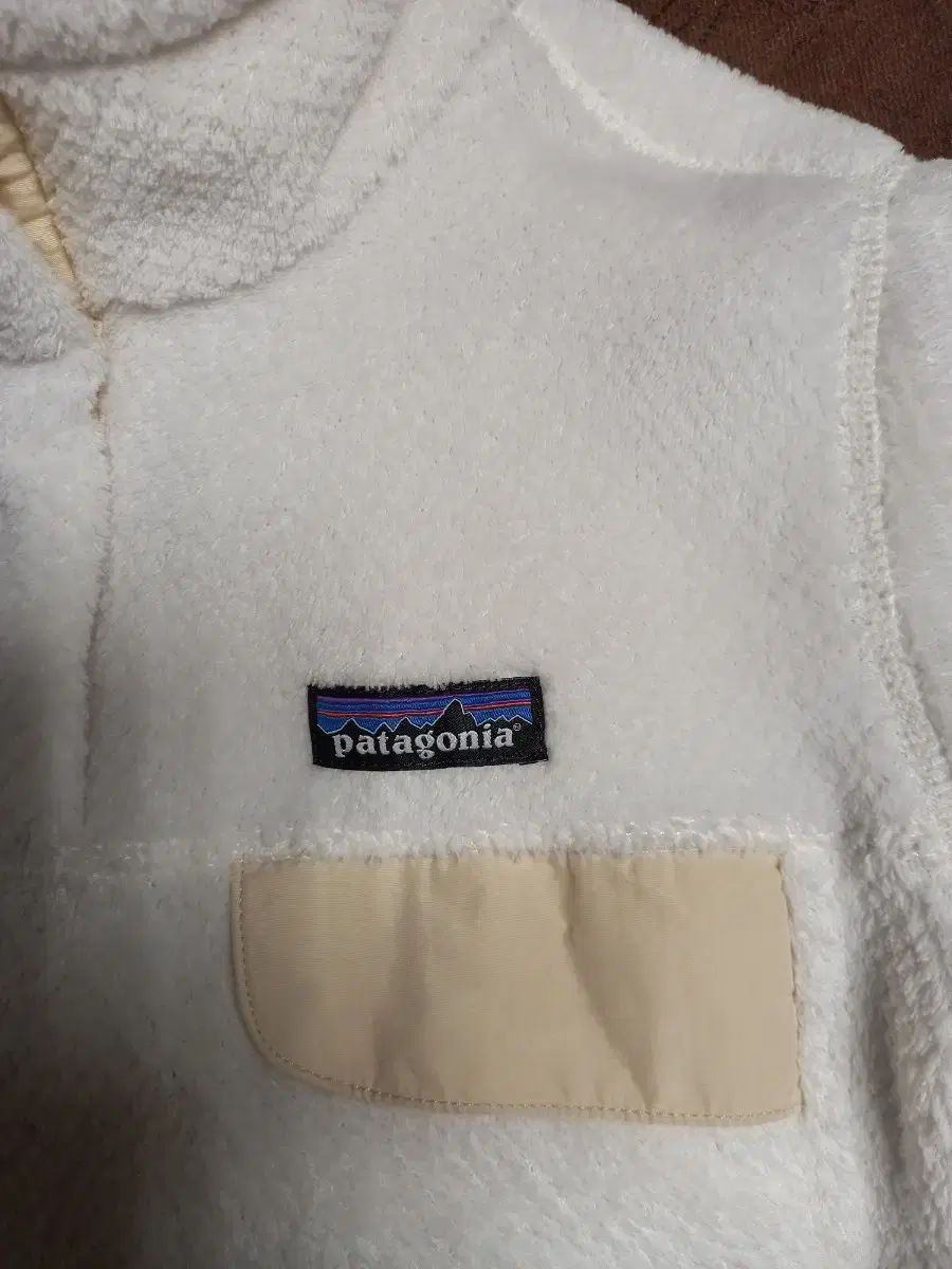 パタゴニア レトロ フールオーバー アイボリー m 55