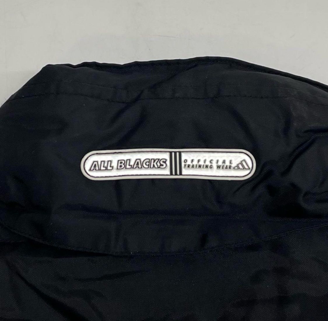 adidas ALL BLACKS オールブラックウェア　ベンチコートOサイズ 中古・古着通販】adidas (アディダス) ベンチコート ブラック サイズ