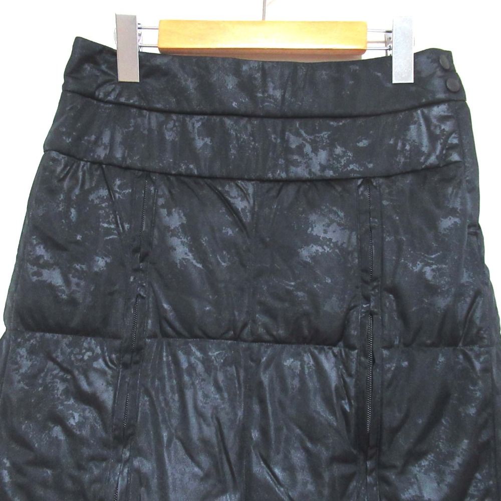 美品 Blumarine ブルマリン シルクブレンド 長袖 ビジュー ニット カーディガン 38 ブラック レディース 古着 中古 中古】美品 Blumarine ブルマリン シルクブレンド 長袖 ビジュー