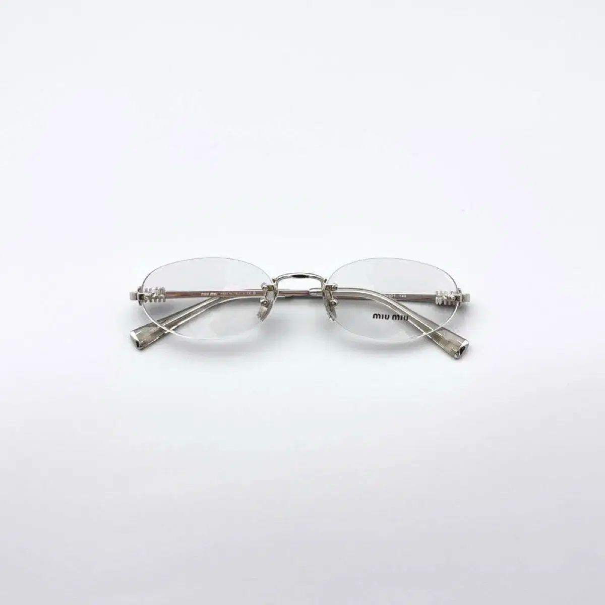 未使用 正規品 miu miu ミュウ ミュウ メガネ シルバーカラー F983 新品 MIU MIU(ミュウミュウ) 縁なしめがね シルバー - メルカリ