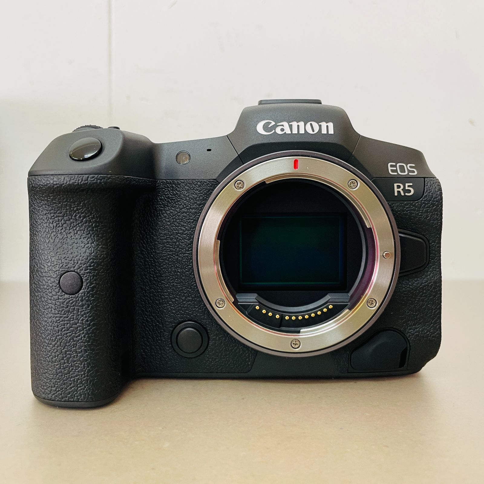 EOS R5
