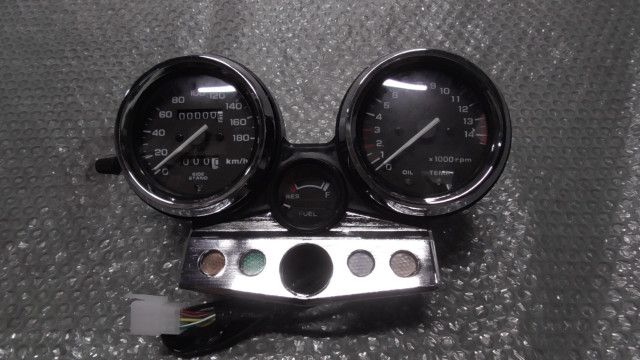 CB400SF Version S NC31 の メーター 社外 1745281798