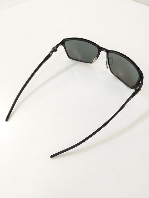 Oakley スポーツサングラス ブラック 中古・古着通販】OAKLEY (オークリー) スポーツサングラス