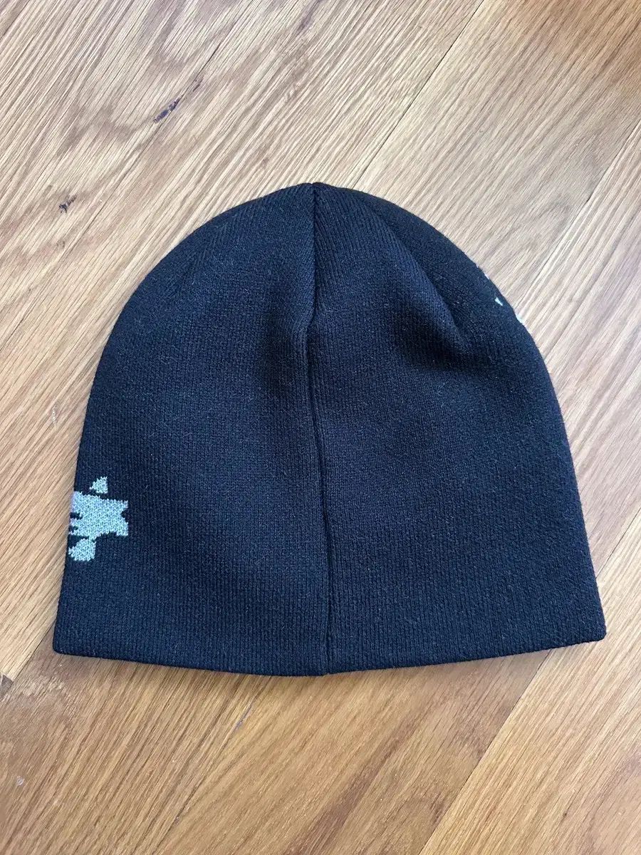 palace オークリー　コラボ　ビーニー Palace x Oakley Beanie Black/Grey - SS23 - JP