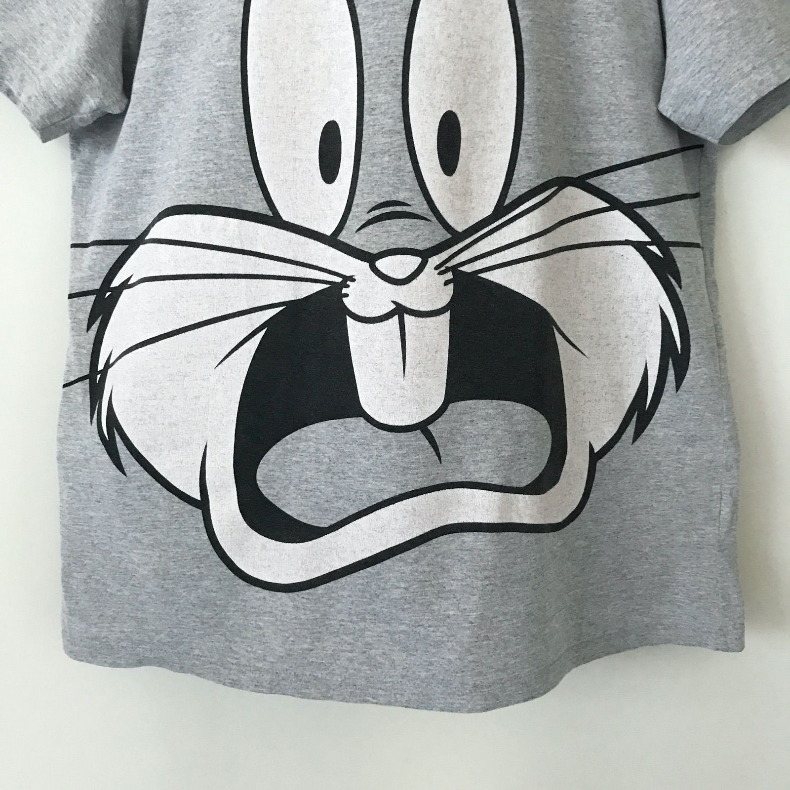 ルーニーチューンズ/LOONEY TUNES★バックスバニー ビッグフェイスTシャツ★アメリカ古着★USAメンズM  2405M026