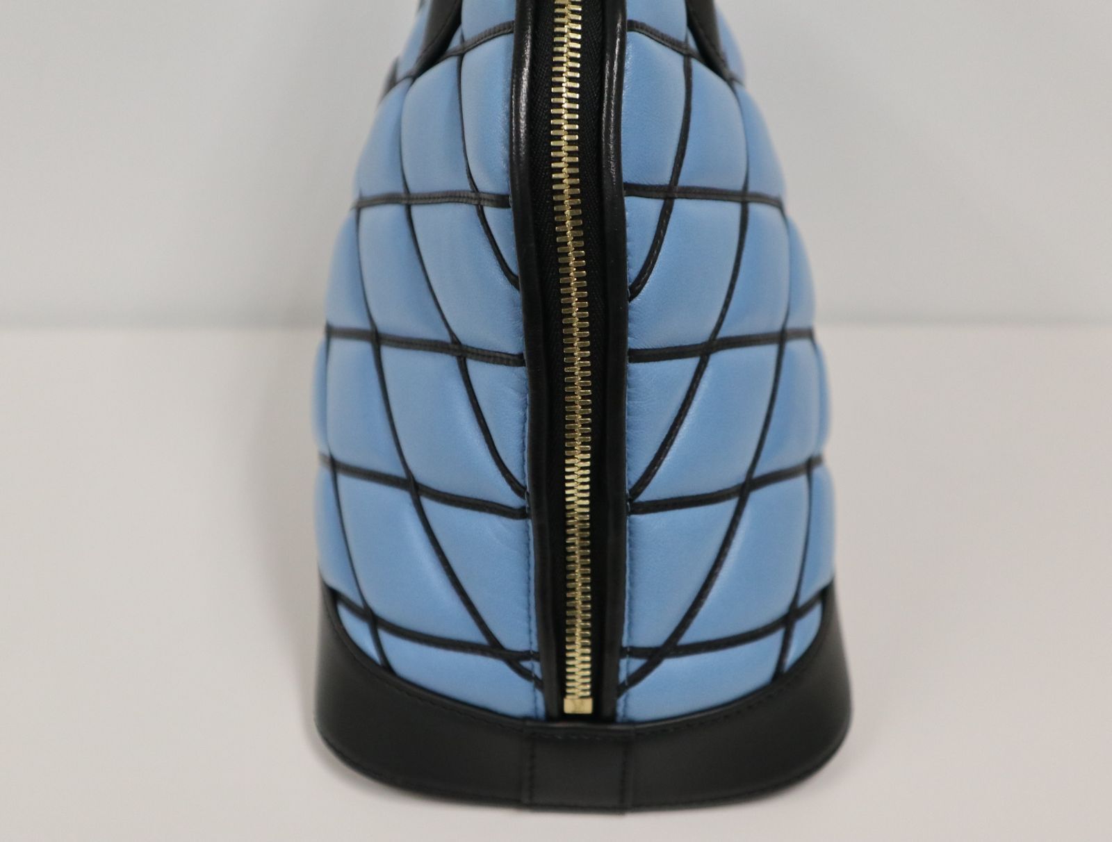 ルイヴィトン LOUIS VUITTON マルタージュ アルマPM ラムスキン  