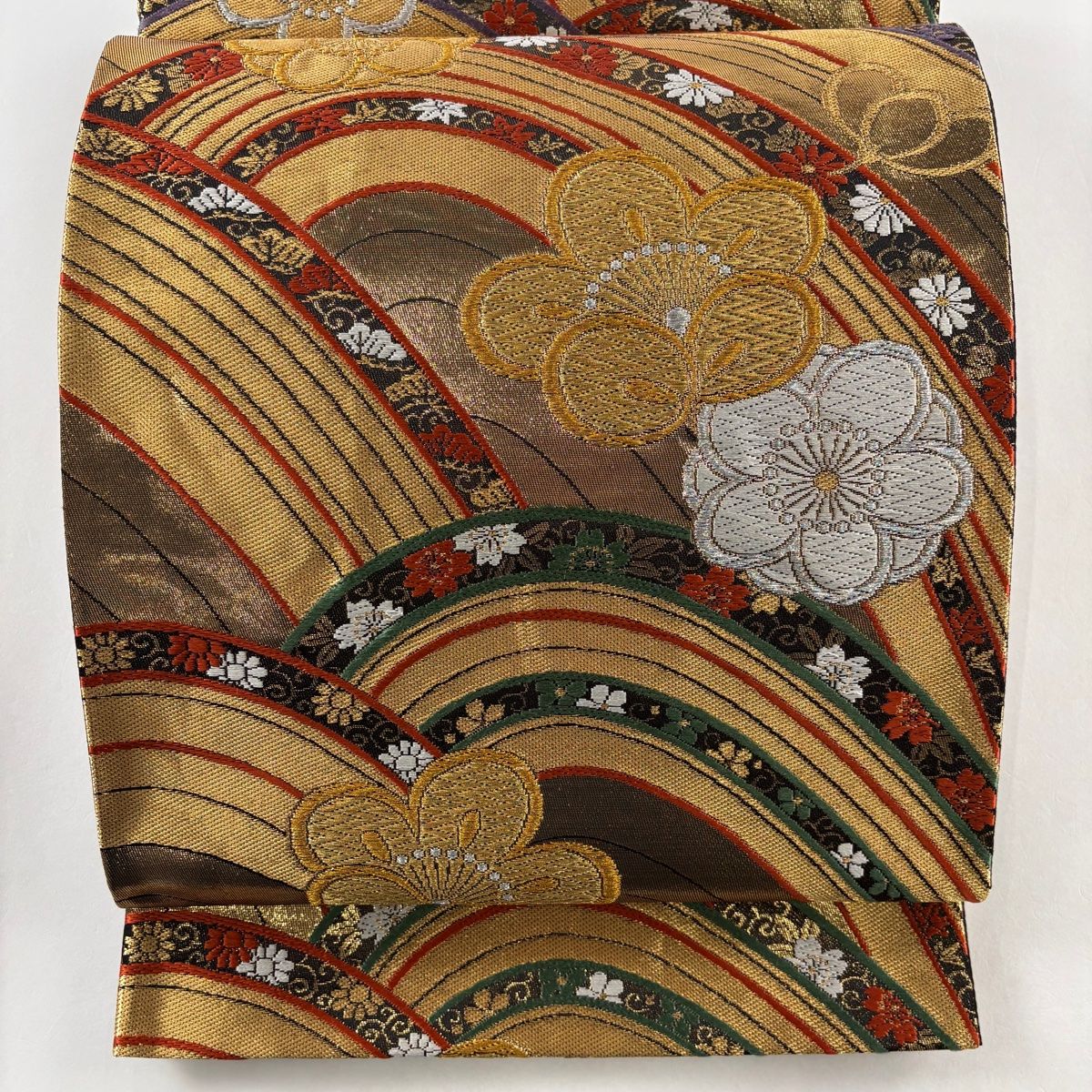 平和屋着物□六通柄袋帯 唐織 短冊花蝶文 金糸 正絹 逸品