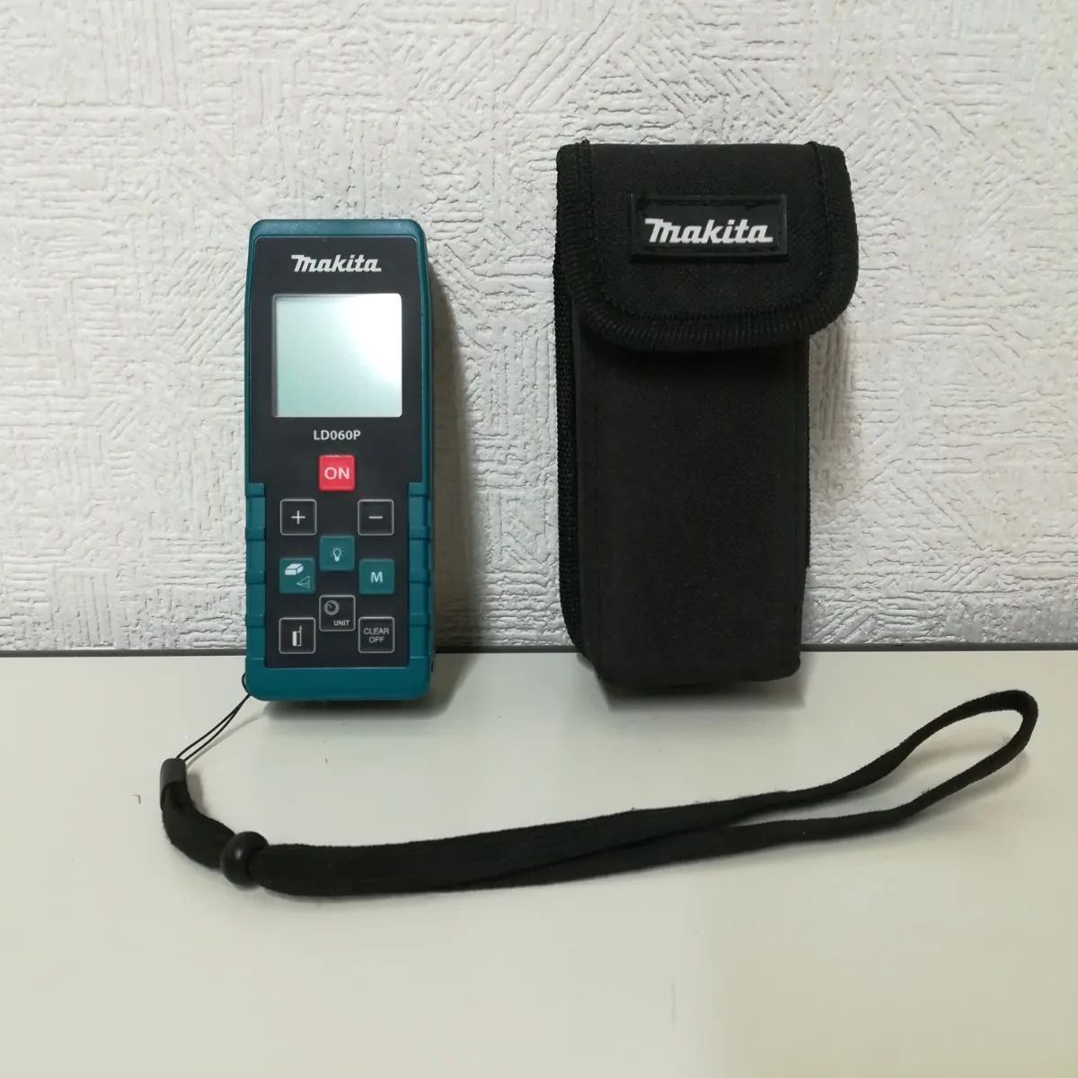 マキタ レーザー距離測定器 LD060P 通電 済み 1358