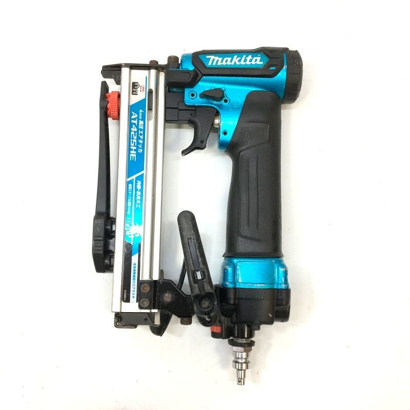 makita マキタ 4mm 高圧エアタッカ AT425HEM 青 エアー工具 タッカー ピン タッカ 内装 家具木工 リフォーム ステーブル △ DW3539