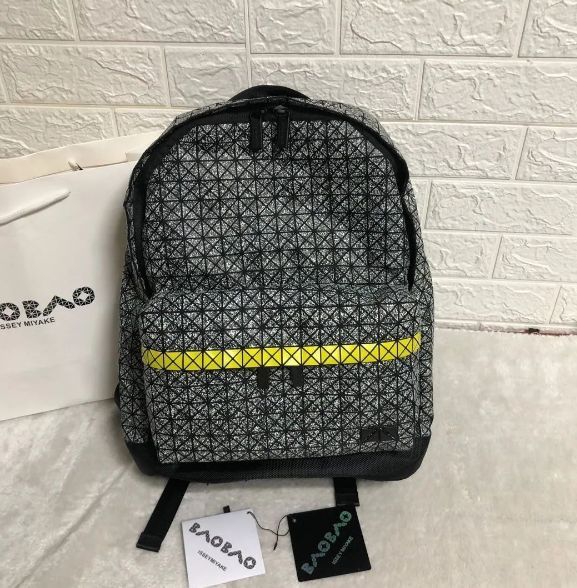 最終値下げ BAO BAO ISSEY MIYAKE リュックバッグ ブラック