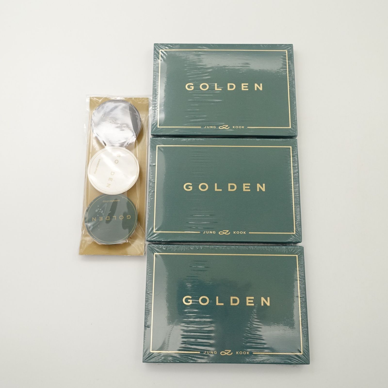 防弾少年団(BTS) - BTS ジョングク GOLDEN  4形態セット スマートトック グク JUNG KOOKグッズ GOLDEN ギフトボックス フォトカード グク