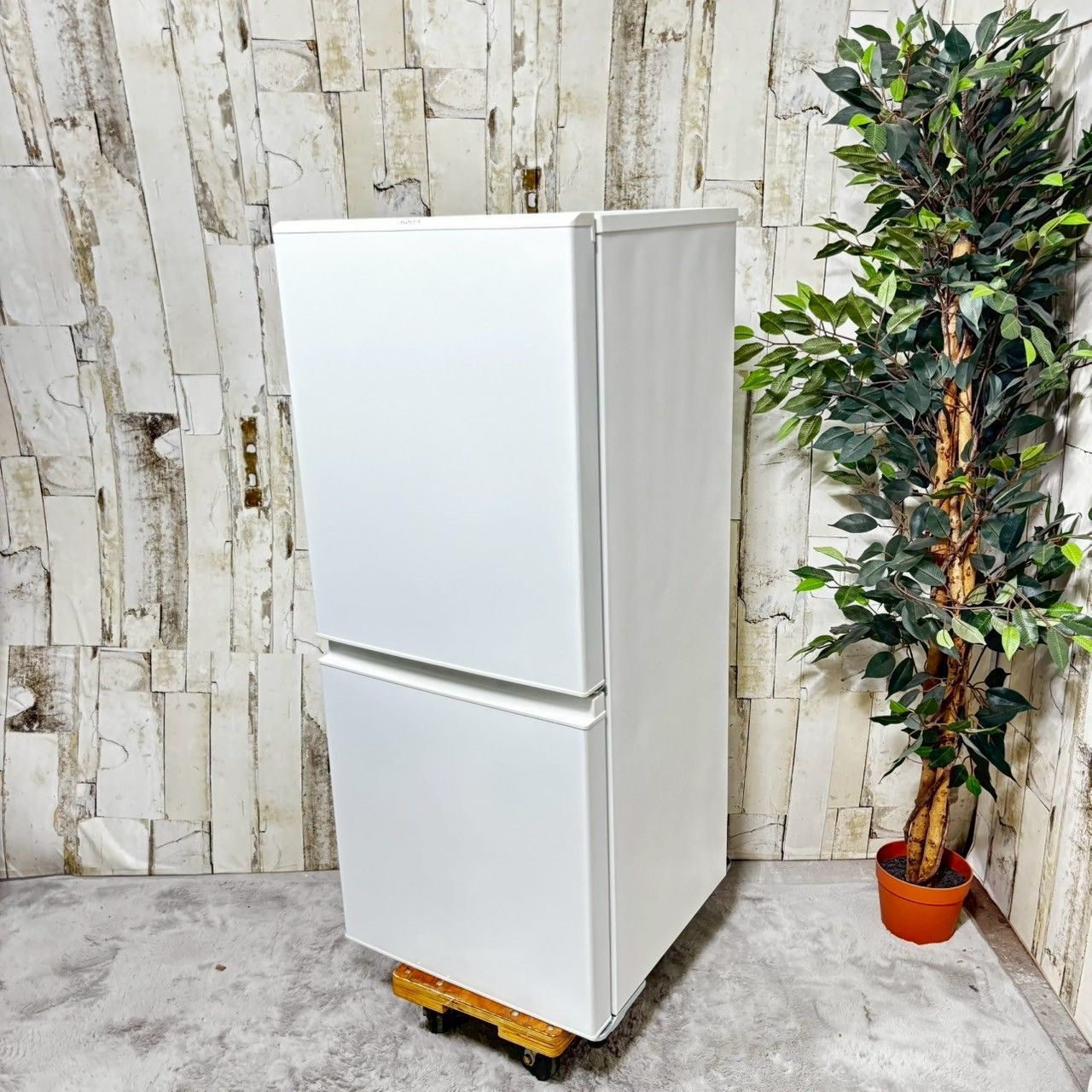 AQUA 中古/LGB-AQRE13JW/冷蔵庫/新型2020年式/126L/AQUA/AQR