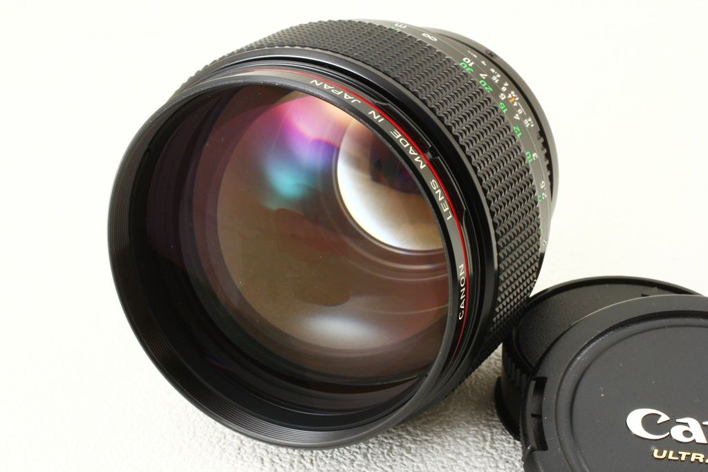 CANON RF100mm F2.8 L MACRO IS USM 価格比較 - 価格.com Canon RF