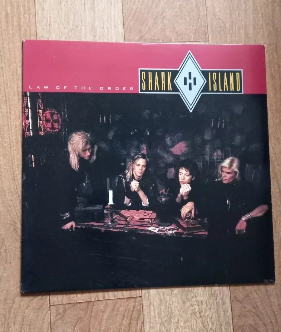 shark island lp 収益クラス