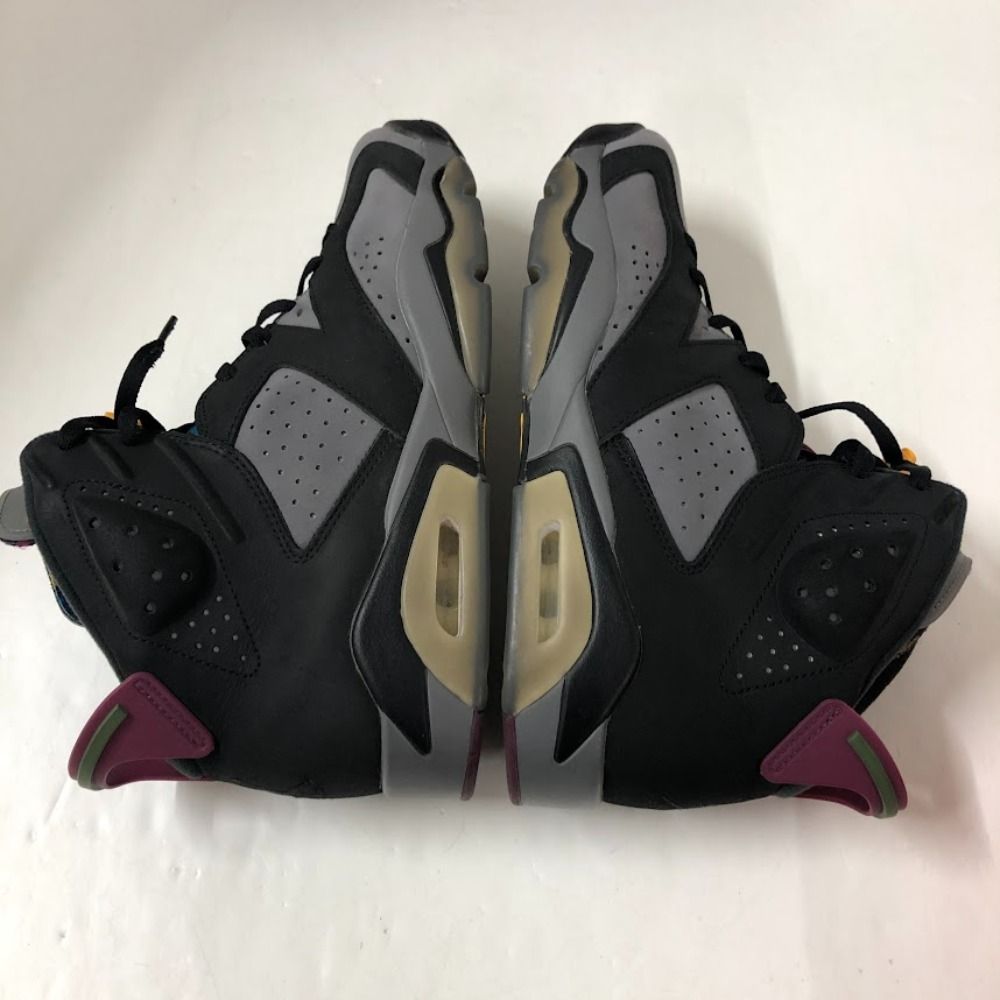 Air Jordan ブラック スニーカー 23cm箱付き Yahoo!オークション - NIKE AIR JORDAN 1 MID ナイキ 箱有/タグ